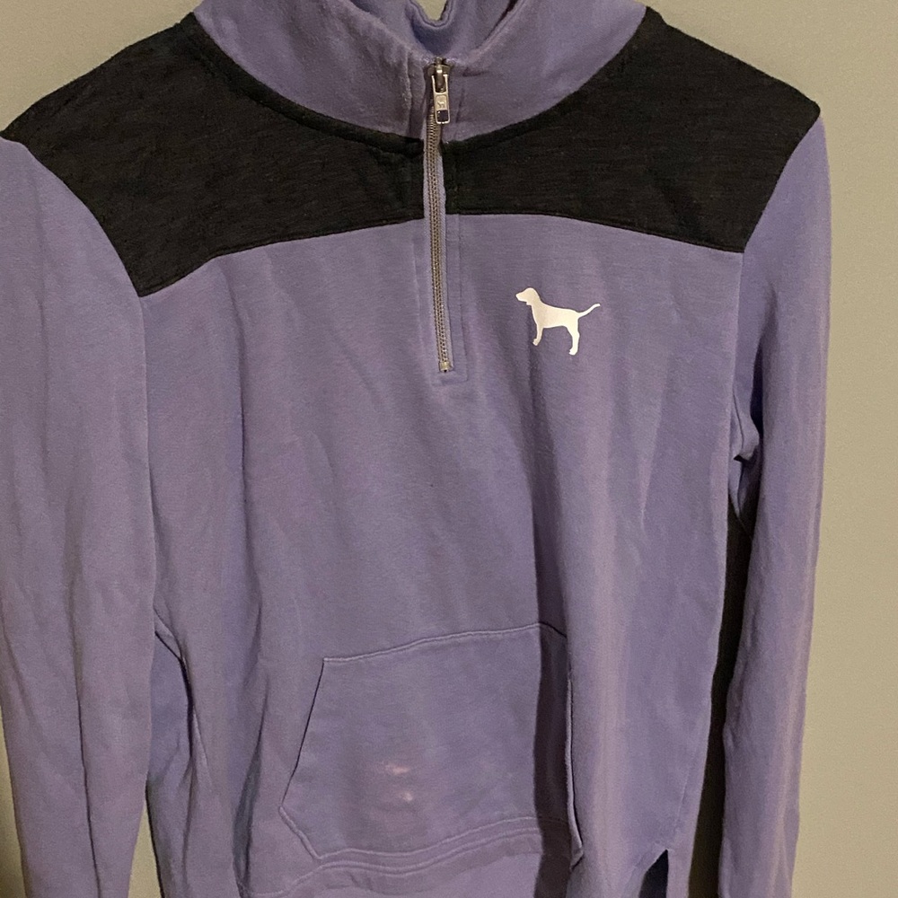 Pink/Victoria’s secret sweatshirt